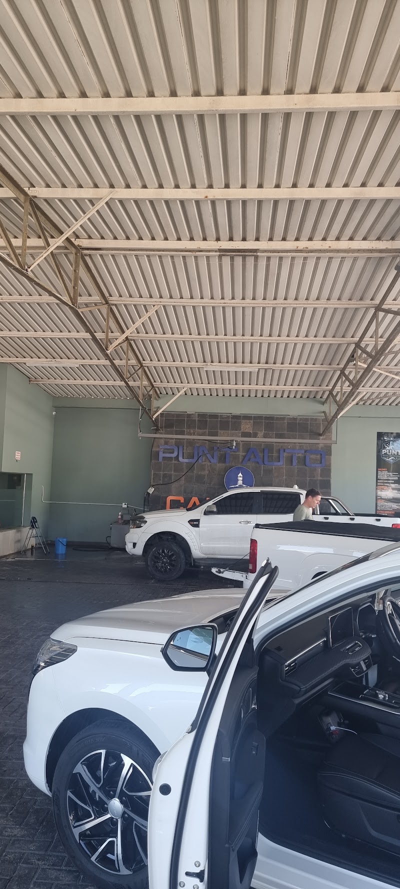 Punt Auto Carwash